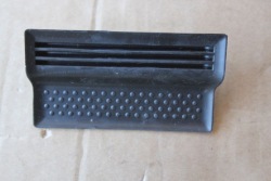 резиновая бардачок volkswagen oe 1K0863328A