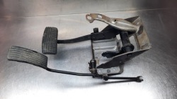 Педали газа тормоза volvo V40 S40 и 60065A00