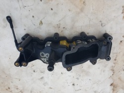 Audi OE 059129712N коллектор Впускный