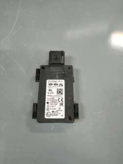 kia SORENTO 4 IV датчик скорости ассистент переключения ремня левый 99140-P2000