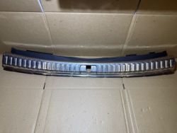 Audi A6 C8 защита молдинг порога багажника 4K9864483