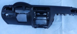 торпеда консоль подушка vw JETTA VI 5C6 европа