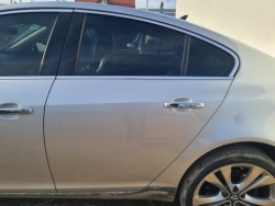 комплектная дверь задняя левая opel INSIGNIA A Z176 хэтчбек седан