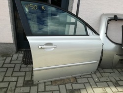 volvo V50 2004 - 2012 год дверь правая передняя 426-26
