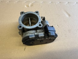 MERCEDES W204 X204 3.0 CDI ДРОССЕЛЬНАЯ ЗАСЛОНКА A6420900270
