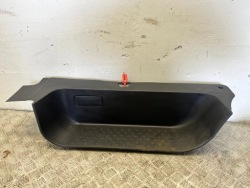 накладка порога правый renault TRAFIC III 3 РЕСТАЙЛИНГ IV 764621520R