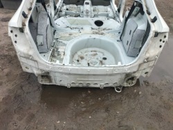 кузов багажника ремень задний SKODA RAPID и Лифтбэк LF9E