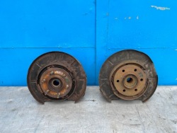 LINCOLN NAVIGATOR II 03- поворотный кулак, цапфа зад