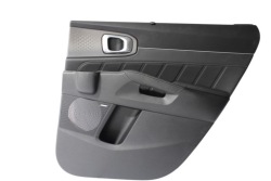 kia SORENTO IV дверные карты задних правой 83302-P2310MQL