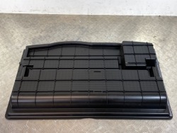 2018 MASERATI LEVANTE багажника