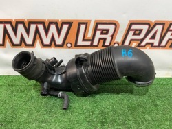 труба патрубок Воздух LAND L550 LK72-9C623-AC