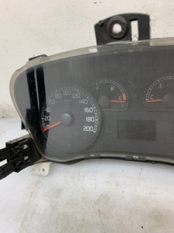 спидометр 46833368