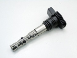катушка зажигание 2.0 20V Audi A4 B6 B7 A6 C5 PASSAT B5 06B905115R