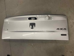 крышка багажника зад Dodge RAM 1500 2013-2018R 68245874AM