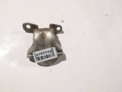 volvo S40 петля передних Двери - Передний 2000 1.9л