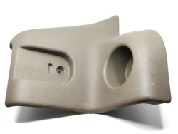 Держатель багажника renault oe 8200074907