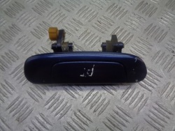 ручка двери правый задний внешний mazda 323 BJ 22A