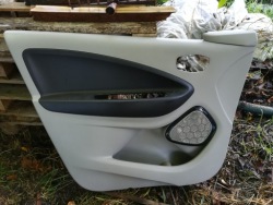 карта дверная передний левый renault ZOE 2015R