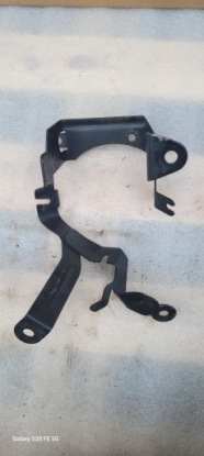 крепление насос гур renault TRAFIC III opel VIVARO b FIAT TALENTO