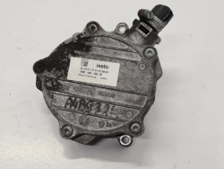 Audi OE 06E145100M насос вакум
