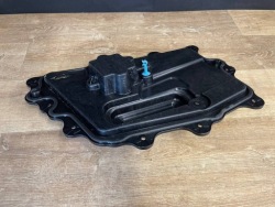 карта дверная защита дверь правая задняя Range Rover Velar L560 oe J8A2-24766-A