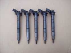 Bosch 059130277CR форсунка