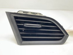 воздухозаборник жалюзи потока воздуха правый передний vw transporter T6 7L1819704D bus