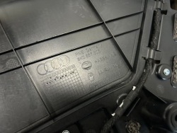 дверные карты задний правый Audi A4 B8 2008R 3.0 tdi 8K0867306 10532