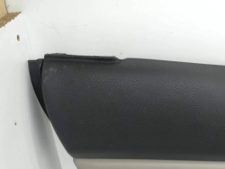 mazda 2010 левый бочки / обшивка Двери задних
