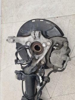 opel INSIGNIA A 2.0 поворотный кулак, цапфа правая