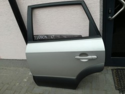 Hyundai TUCSON I 2004 - 2010 год дверь с левая зад YK
