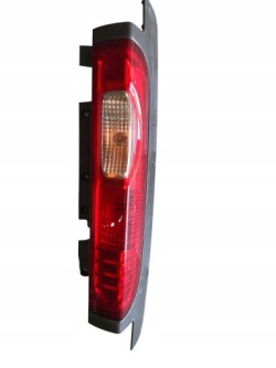 renault TRAFIC фонарь левый 8200415251
