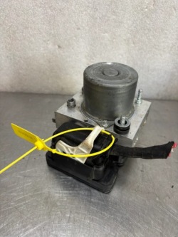 насос ABS renault ARKANA 476606196R 0265295406