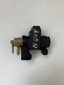 renault мастер, GRAND SCENIC, клапан давления 8200486