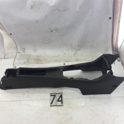 opel CORSA d тунель середина 13184076