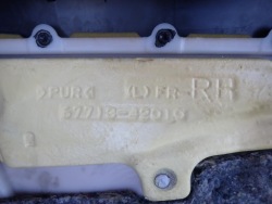 TOYOTA 4 III 05- обивка дверные карты правый передний 67713-42010