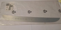 молдинг порога peugeot 508 oe 98071122VP