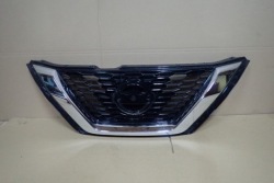 решетка радиатора nissan QASHQAI II J11 рестайлинг 17-