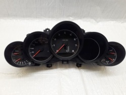 PORSCHE Cayenne 7P спидометр