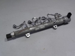 MERCEDES e W212 CDI / топливная рейка A6510700475