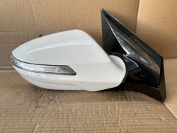 зеркало Hyundai i40 правое 8 пин