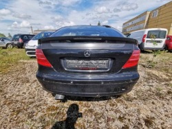 mercedes-benz шланг воды 2002 2.0л