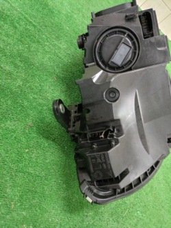 фара левая MERCEDES W206 High led