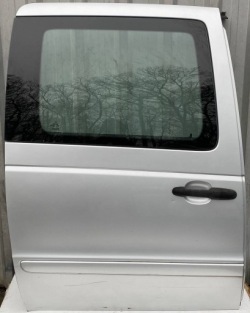 mercedes-benz VANEO W414 03R дверь правая зад