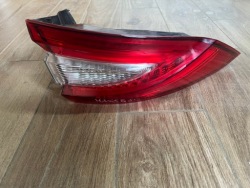 MASERATI LEVANTE фонарь левый задний led европа