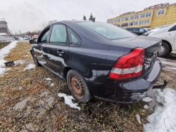 volvo S40 шланг интеркулера 2005 2.0л