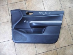peugeot 307 SW 2.0b 04' карта дверная правый передний 96433273ZW