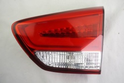 фонарь правый kia CARENS IV 92404-A4110