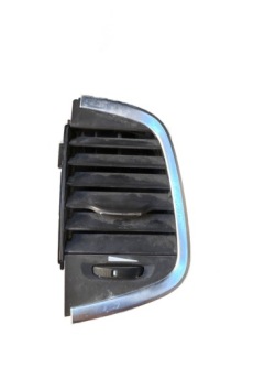воздухозаборник жалюзи потока воздуха средний renault ESPACE V 687503374R