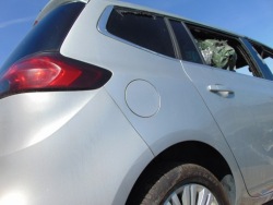крыло задний правый четверть порог opel ZAFIRA C III Z176